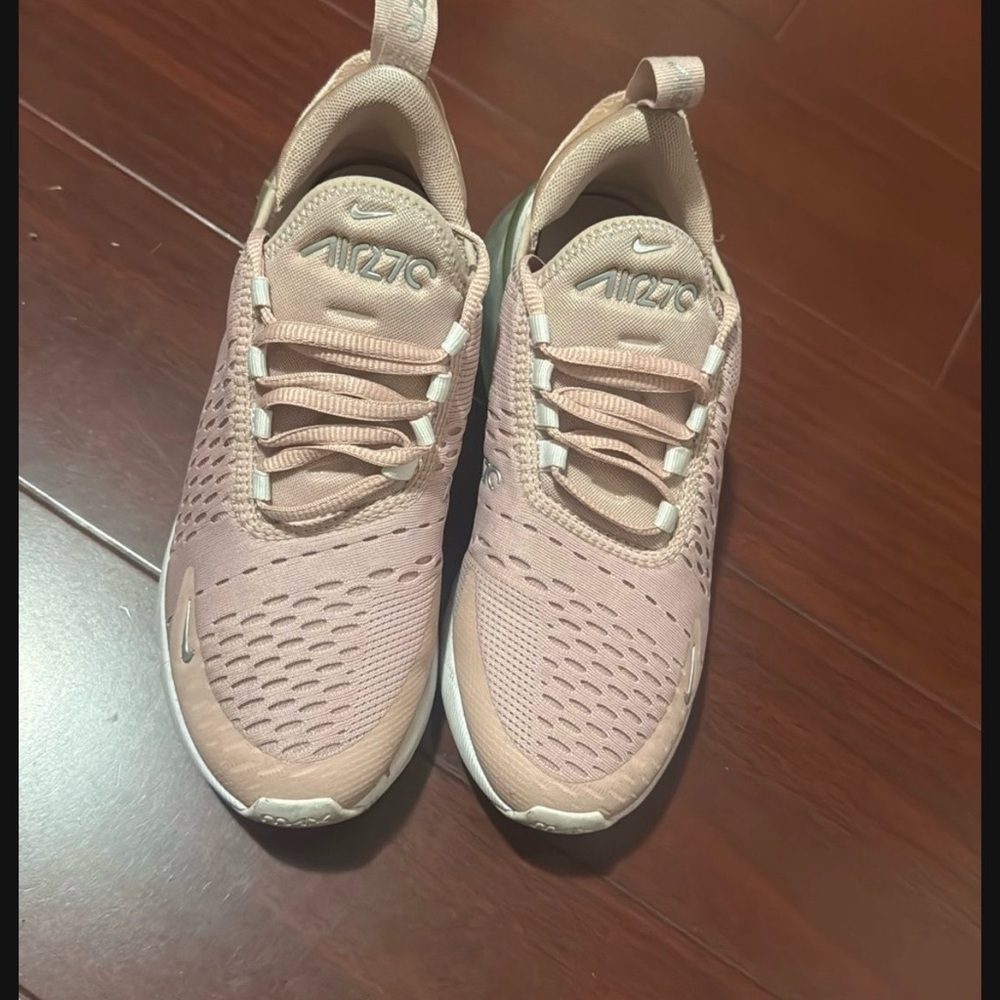 Nike Air Max Light Pink Sneakers